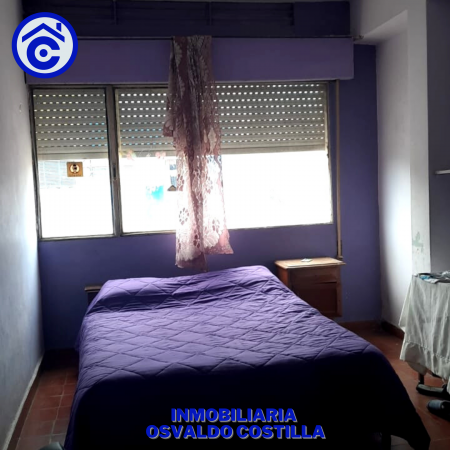 Venta de PH tipo casa c/ locales comerciales  en chile al 800