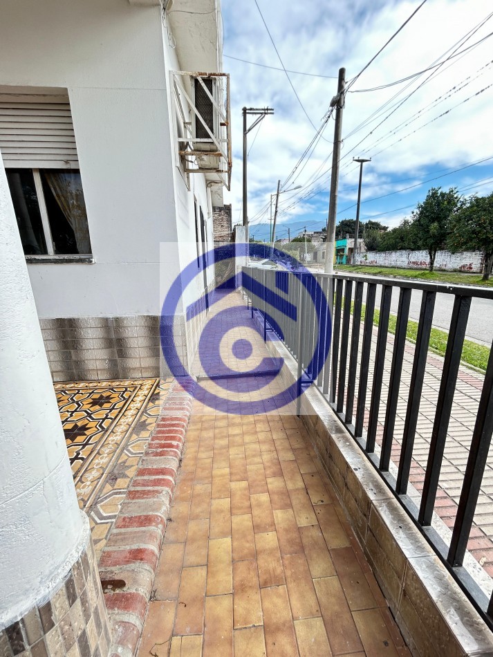 casa en venta desarrollada en 3 niveles 